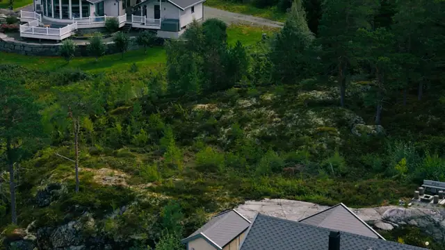 Ta kontakt med ansvarlig megler Yasin Unal for mer informasjon.