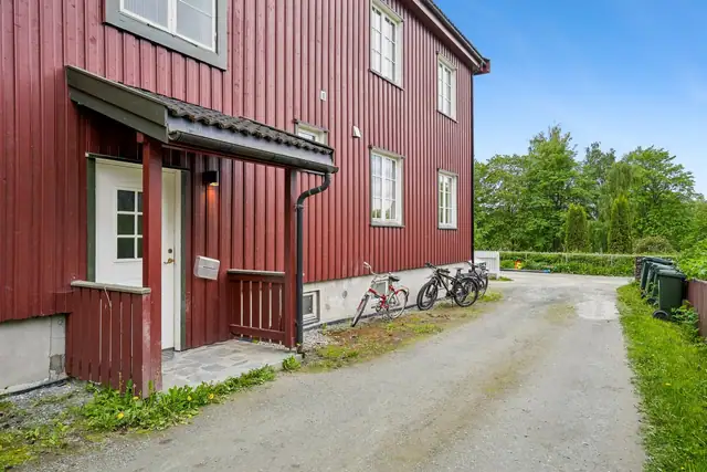 Sees på visning!